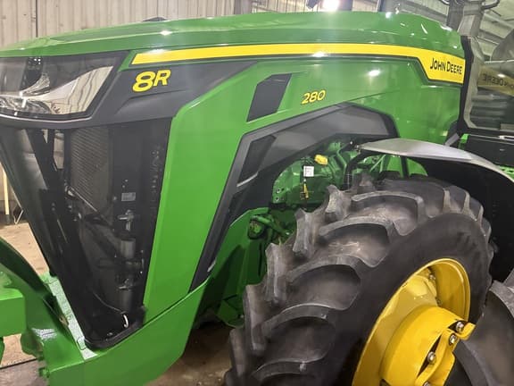 Image of John Deere 8R 280 equipment image 2