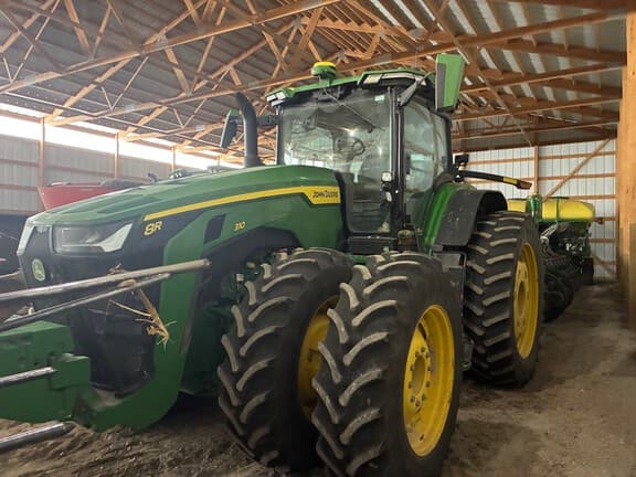 Image of John Deere 8R 310 equipment image 1