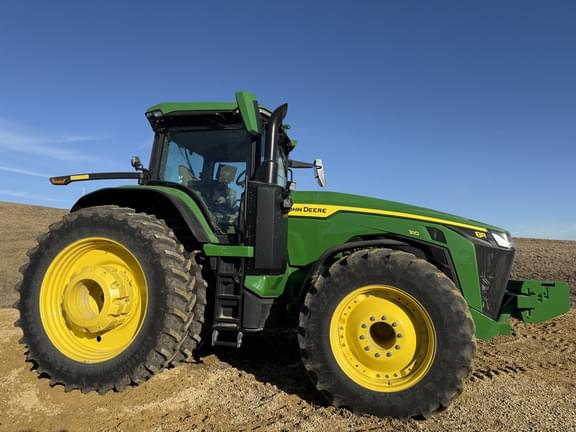 Image of John Deere 8R 310 equipment image 3