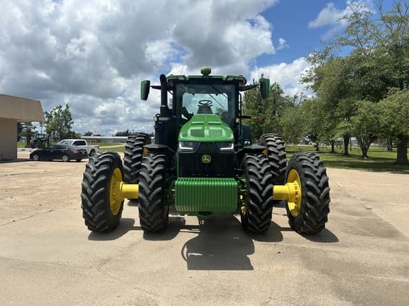 Image of John Deere 8R 310 equipment image 2