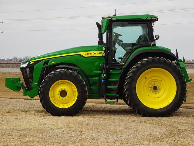 Image of John Deere 8R 310 equipment image 1