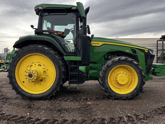 Image of John Deere 8R 310 equipment image 1