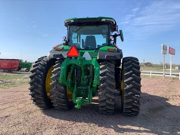 Image of John Deere 8R 310 equipment image 3