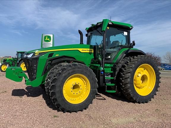 Image of John Deere 8R 310 equipment image 2