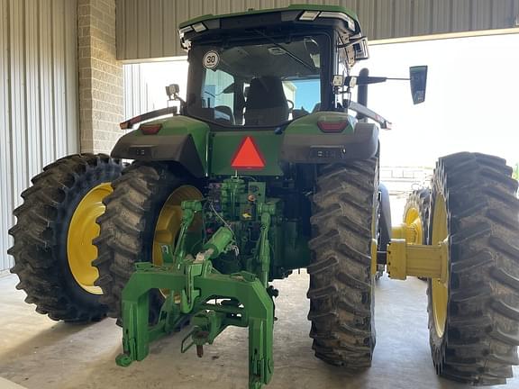 Image of John Deere 8R 310 equipment image 3