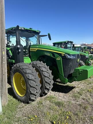 Image of John Deere 8R 310 equipment image 1