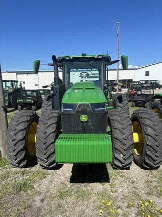 Image of John Deere 8R 310 equipment image 2