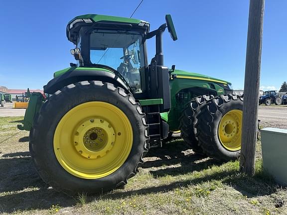 Image of John Deere 8R 310 equipment image 4