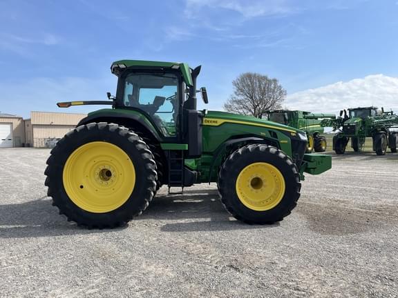 Image of John Deere 8R 310 equipment image 3