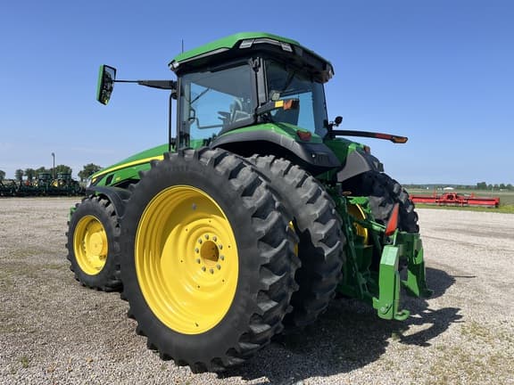 Image of John Deere 8R 310 equipment image 3