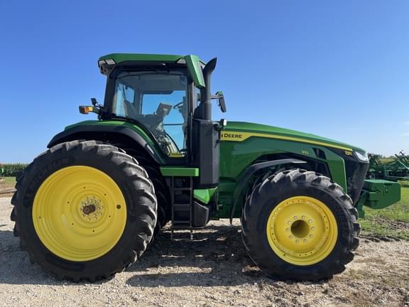 Image of John Deere 8R 310 equipment image 3