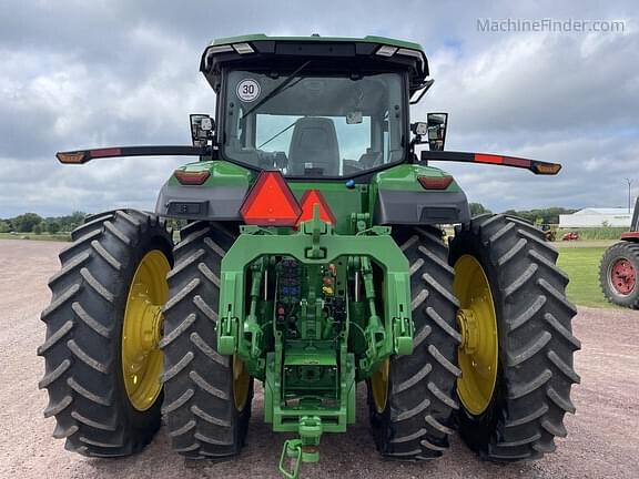 Image of John Deere 8R 310 equipment image 3