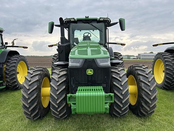 Image of John Deere 8R 310 equipment image 1