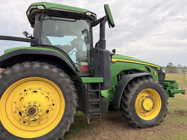 Image of John Deere 8R 310 equipment image 1