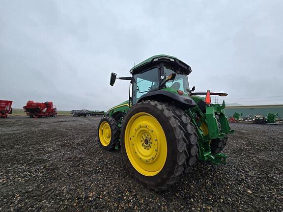 Image of John Deere 8R 310 equipment image 2