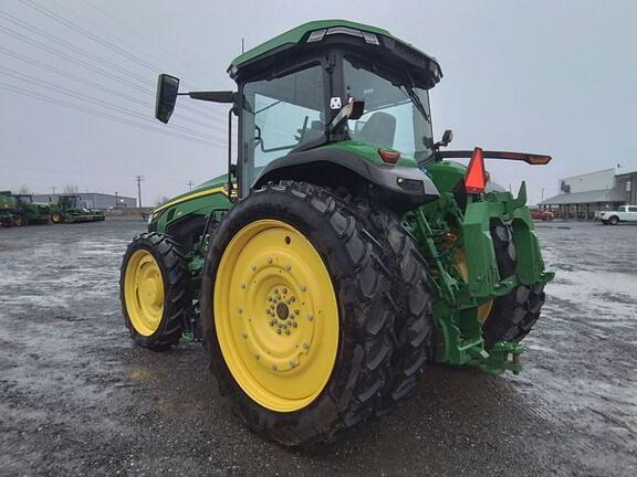 Image of John Deere 8R 310 equipment image 2