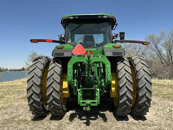 Image of John Deere 8R 310 equipment image 3