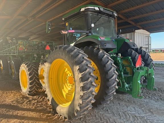 Image of John Deere 8R 310 equipment image 3
