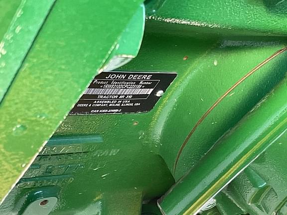 Image of John Deere 8R 310 equipment image 2