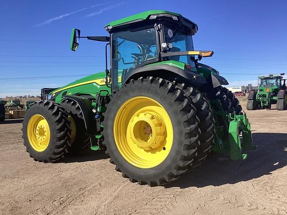 Image of John Deere 8R 310 equipment image 3