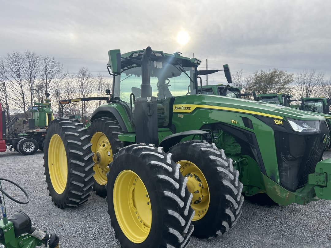 Image of John Deere 8R 310 Image 1