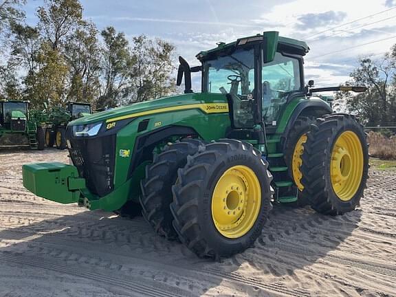 Image of John Deere 8R 310 equipment image 3