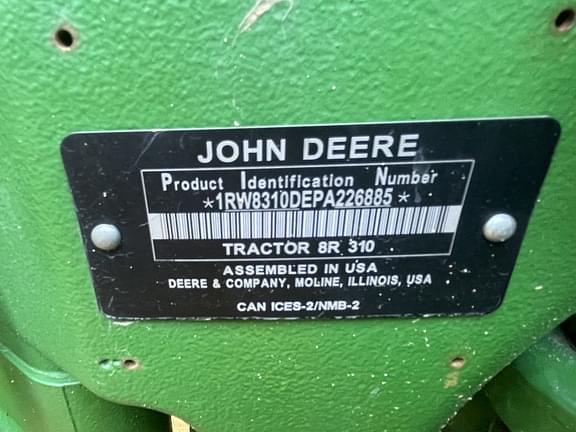Image of John Deere 8R 310 equipment image 2