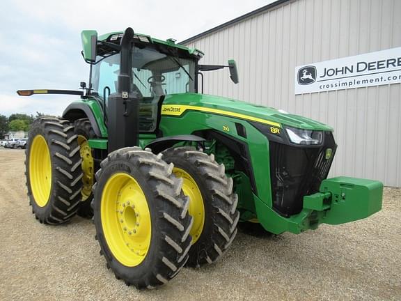 Image of John Deere 8R 310 equipment image 3