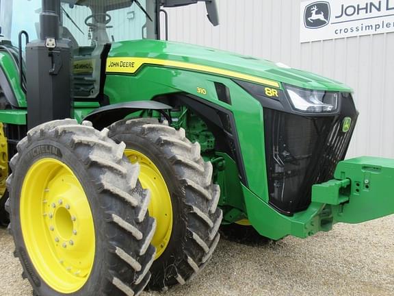 Image of John Deere 8R 310 equipment image 3