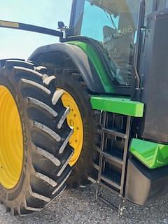 Image of John Deere 8R 310 equipment image 3
