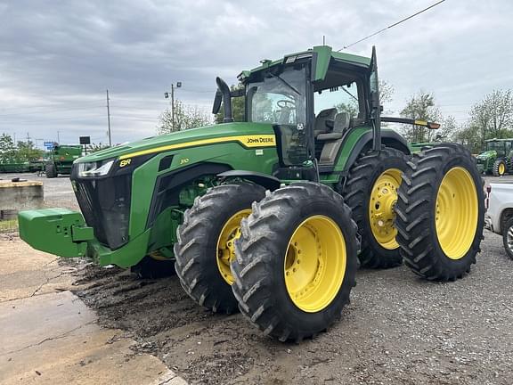 Image of John Deere 8R 310 equipment image 1