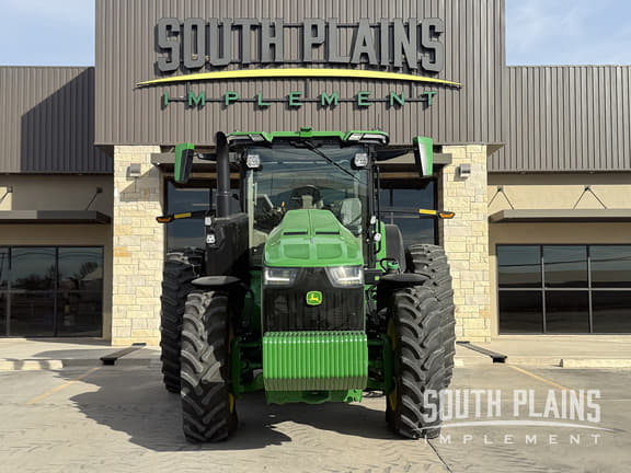 Image of John Deere 8R 310 equipment image 2