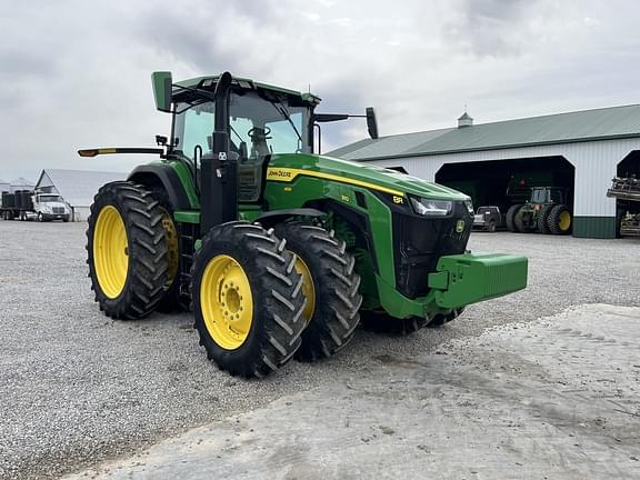 Image of John Deere 8R 310 equipment image 2