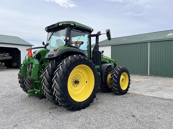 Image of John Deere 8R 310 equipment image 4