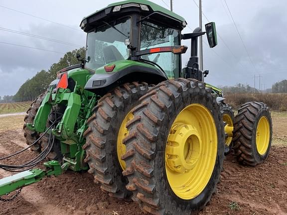 Image of John Deere 8R 310 equipment image 2