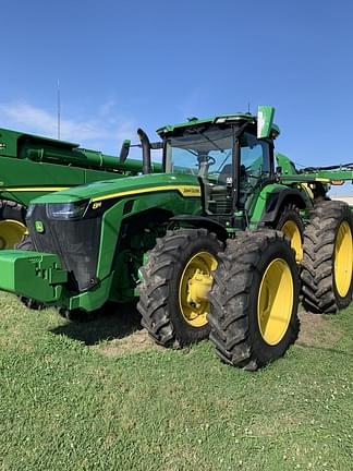 Image of John Deere 8R 310 equipment image 2