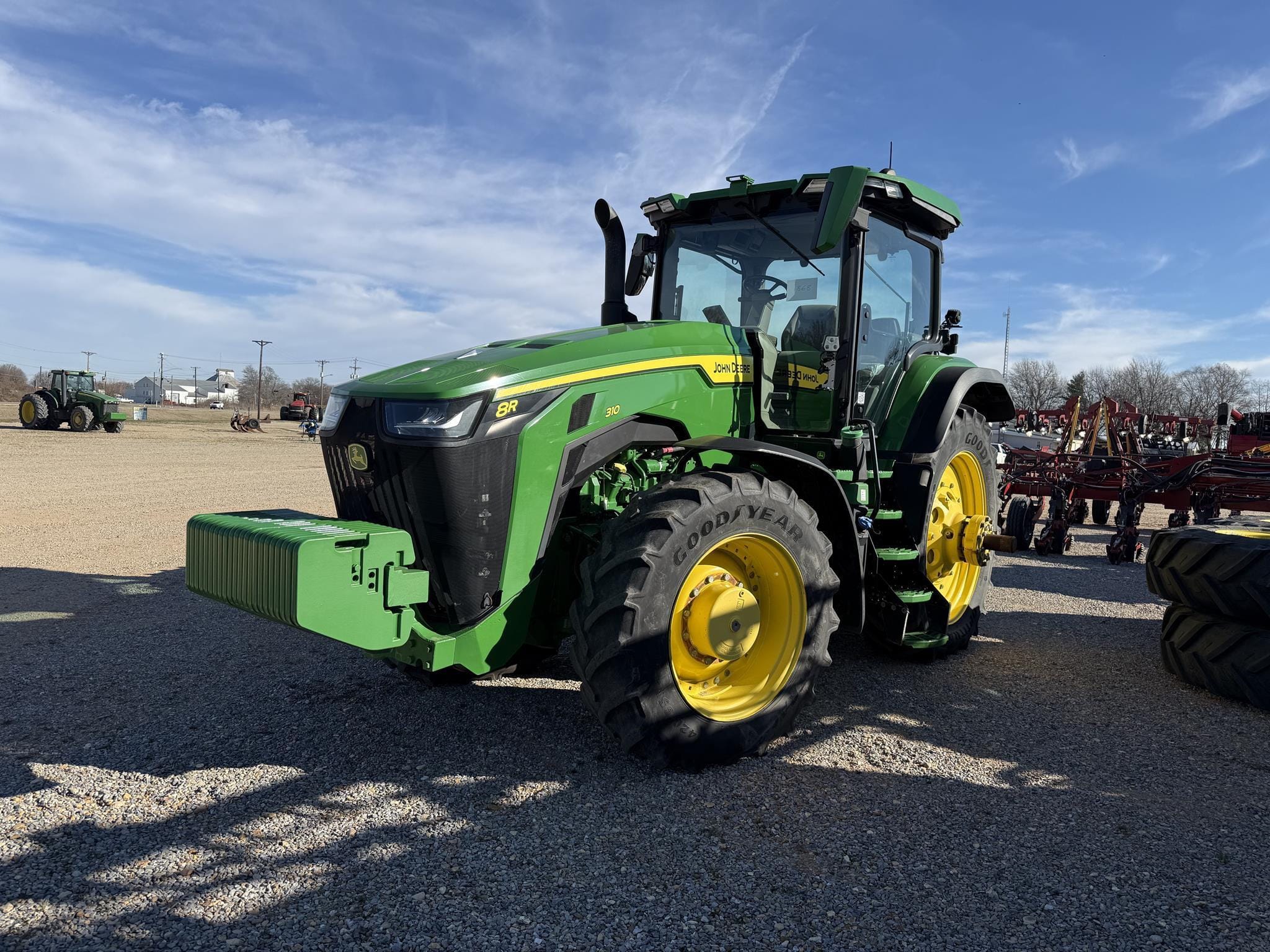 2023 John Deere 8R 310 Equipment Image0