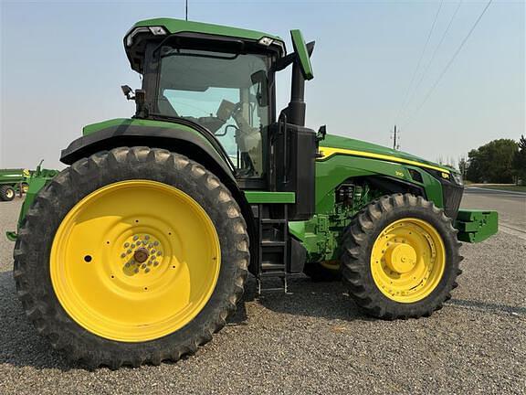 Image of John Deere 8R 310 equipment image 4