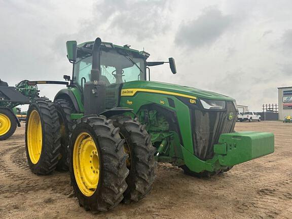 Image of John Deere 8R 310 equipment image 2