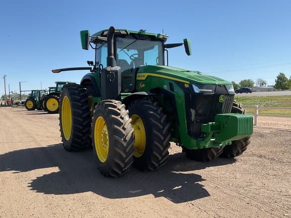Image of John Deere 8R 310 equipment image 1