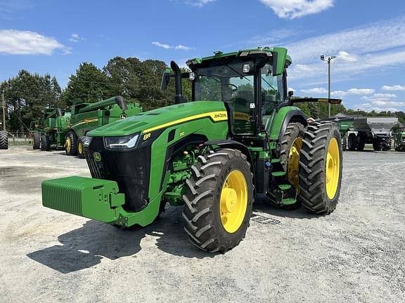 Image of John Deere 8R 310 equipment image 1