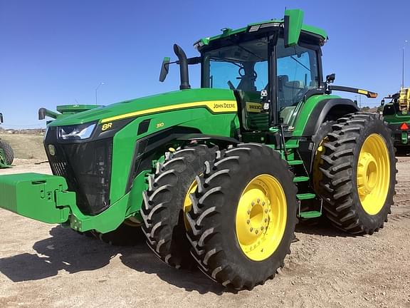 Image of John Deere 8R 310 equipment image 2