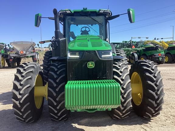 Image of John Deere 8R 310 equipment image 1