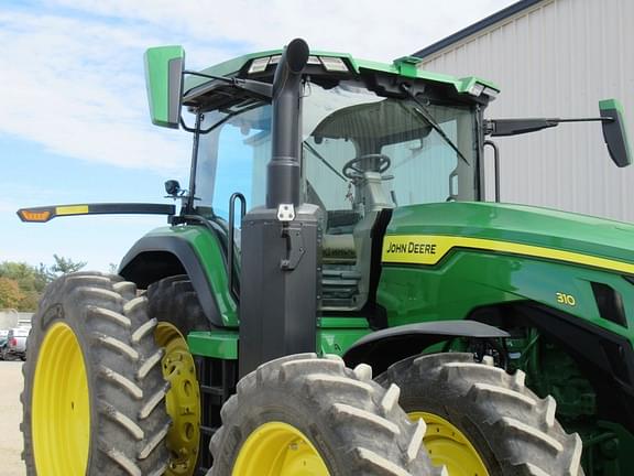 Image of John Deere 8R 310 equipment image 2