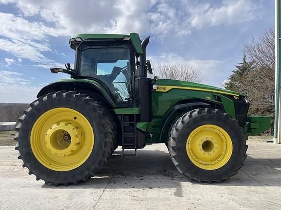 Image of John Deere 8R 310 equipment image 3