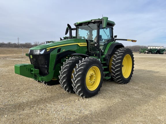 2023 John Deere 8R 310 Equipment Image0