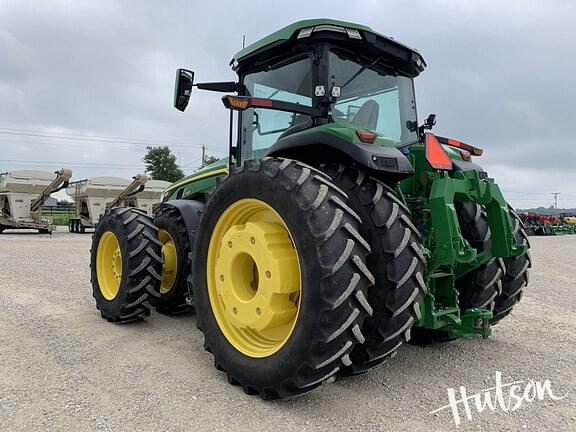 Image of John Deere 8R 310 equipment image 4