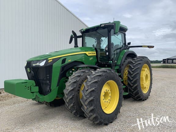 Image of John Deere 8R 310 equipment image 1