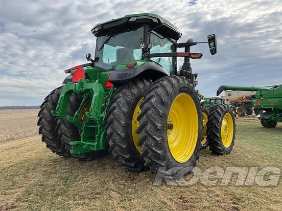 Image of John Deere 8R 310 equipment image 4