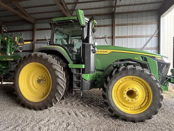 Image of John Deere 8R 310 equipment image 1